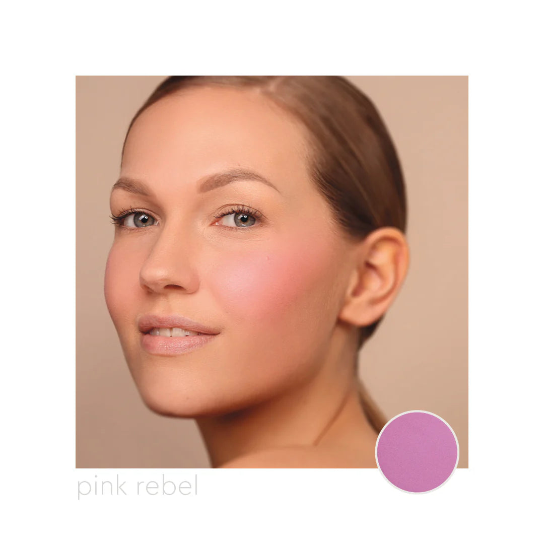 Compact blush  IAK