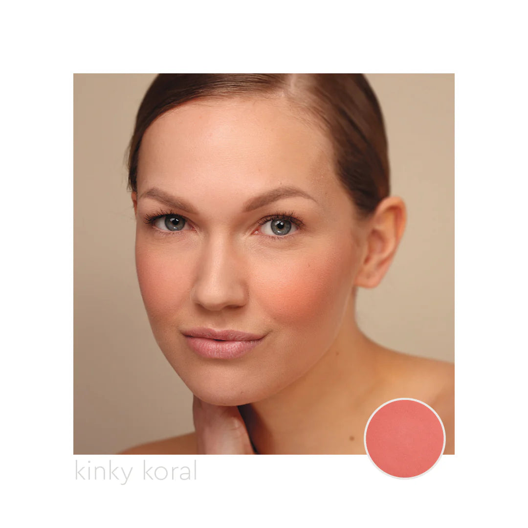 Compact blush  IAK